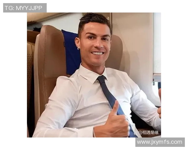 足球球星拼脸挑战 谁是你心中最具魅力的足球天王